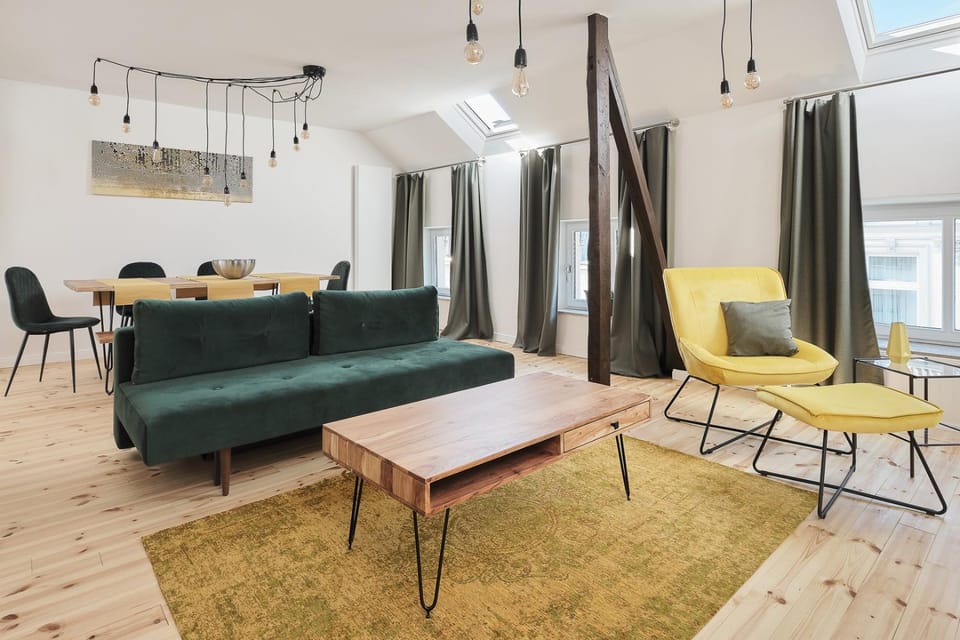 Living room, Seating area