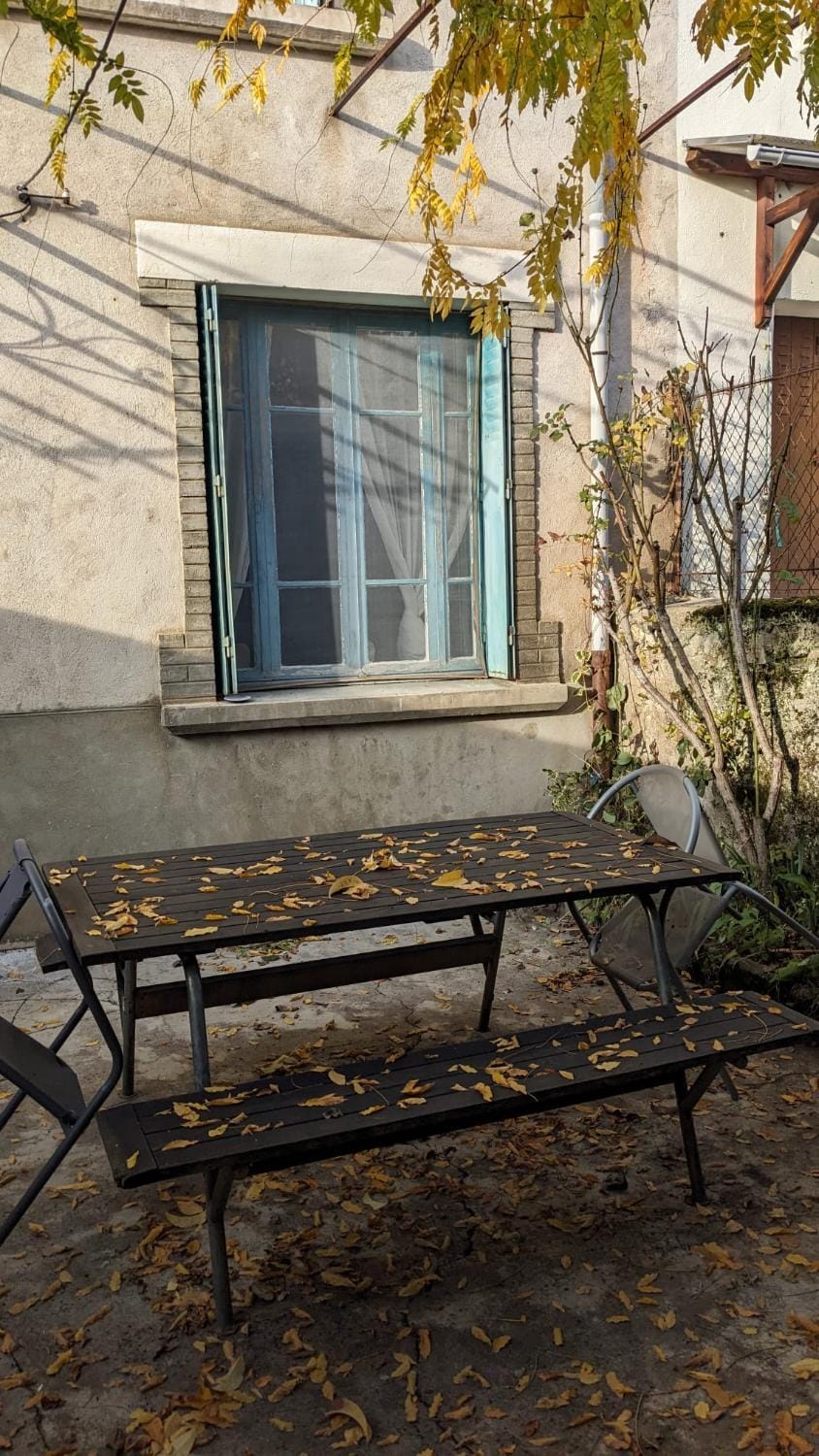 Maison de village pour Débrancher House in Occitanie