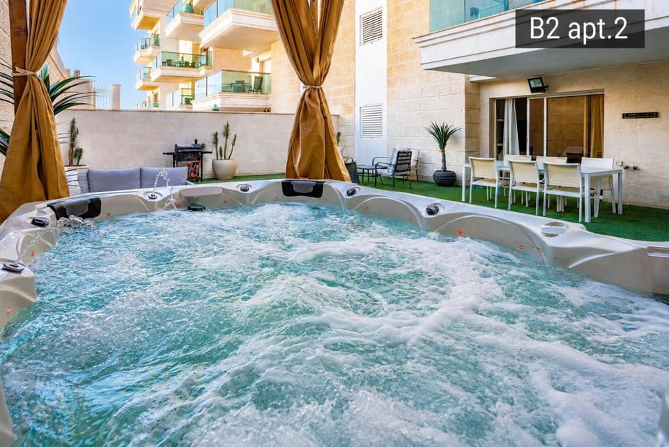 Hot Tub