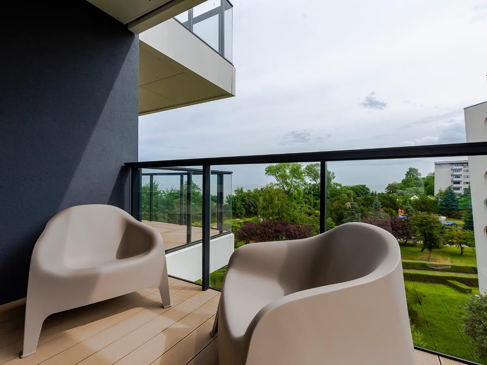 Balcony/Terrace, Garden view