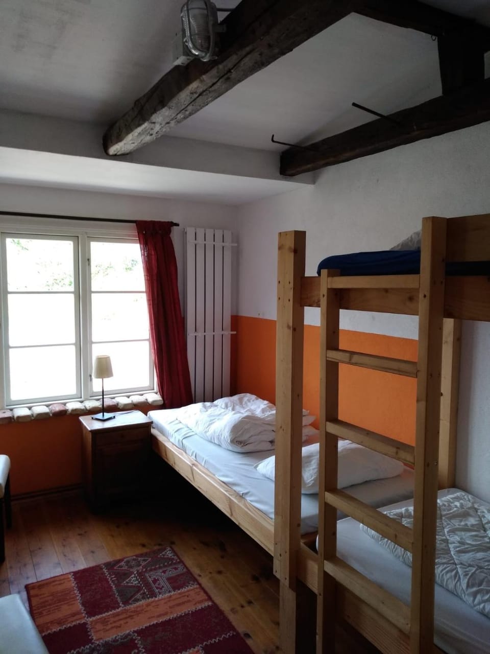 Bed, bunk bed
