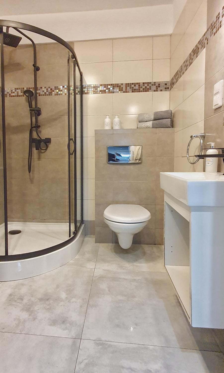 HolidayHomePL SLAVIA NEW 408 z sypialnią i balkonem przy plaży Apartment in Miedzyzdroje