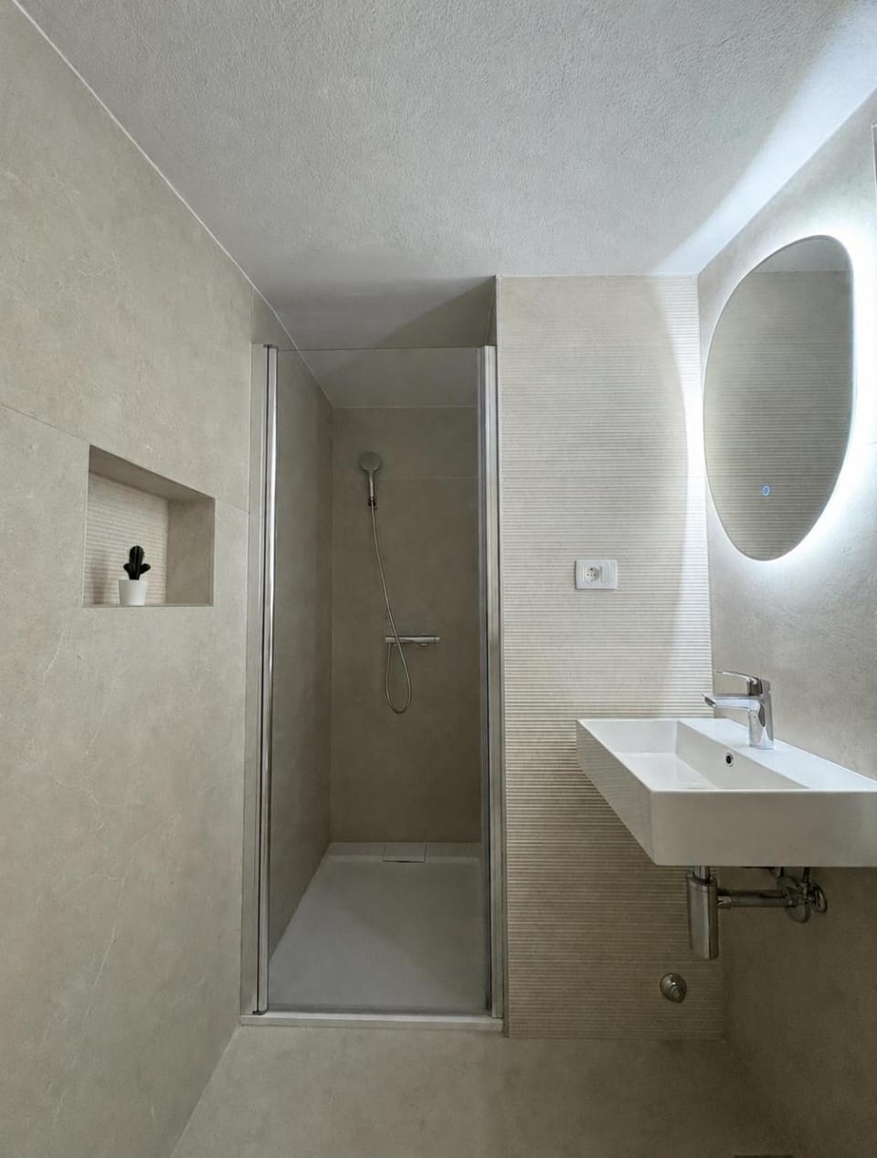 House Santro Apartment in Baška Voda