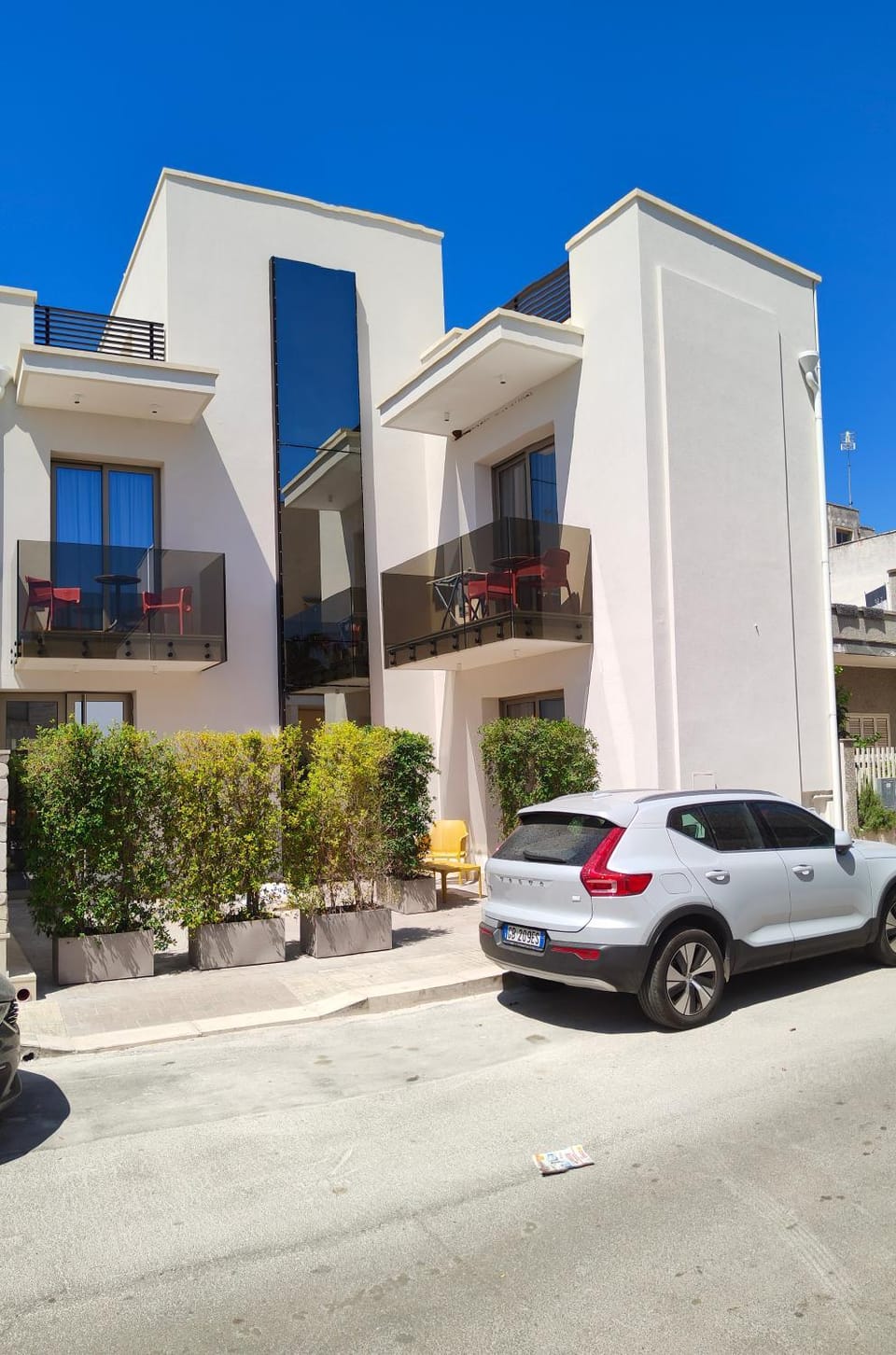 Property building, Street view