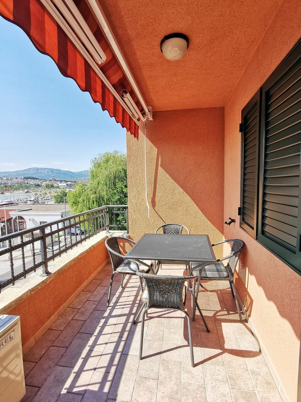 Mira Apartment in Podstrana