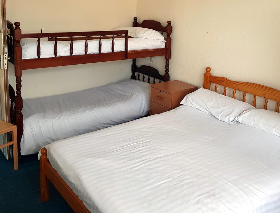 bunk bed