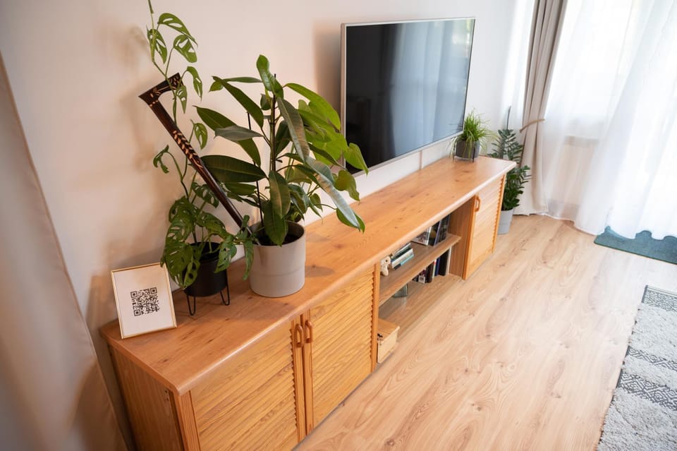 Library, TV and multimedia, Living room