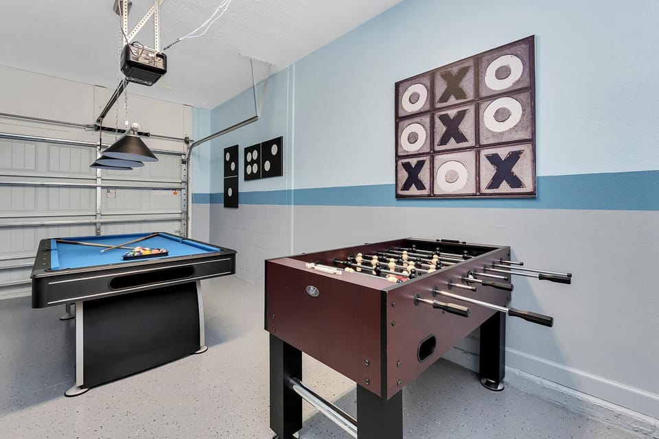 Stylish Home wPrivate Pool&Spa, near Disney House in Four Corners