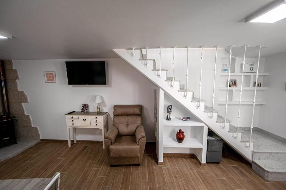 Casiña Branca House in Camariñas