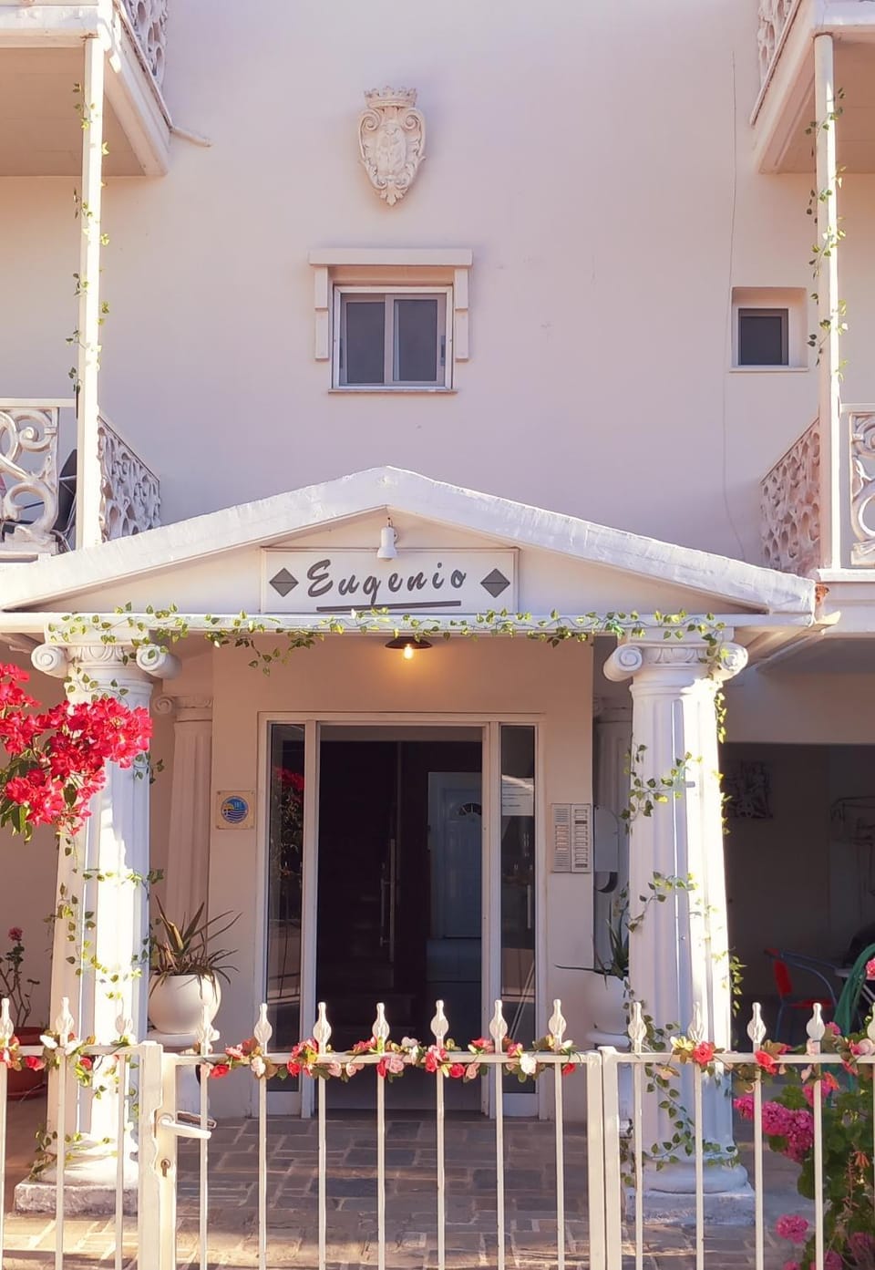 Property building, Facade/entrance