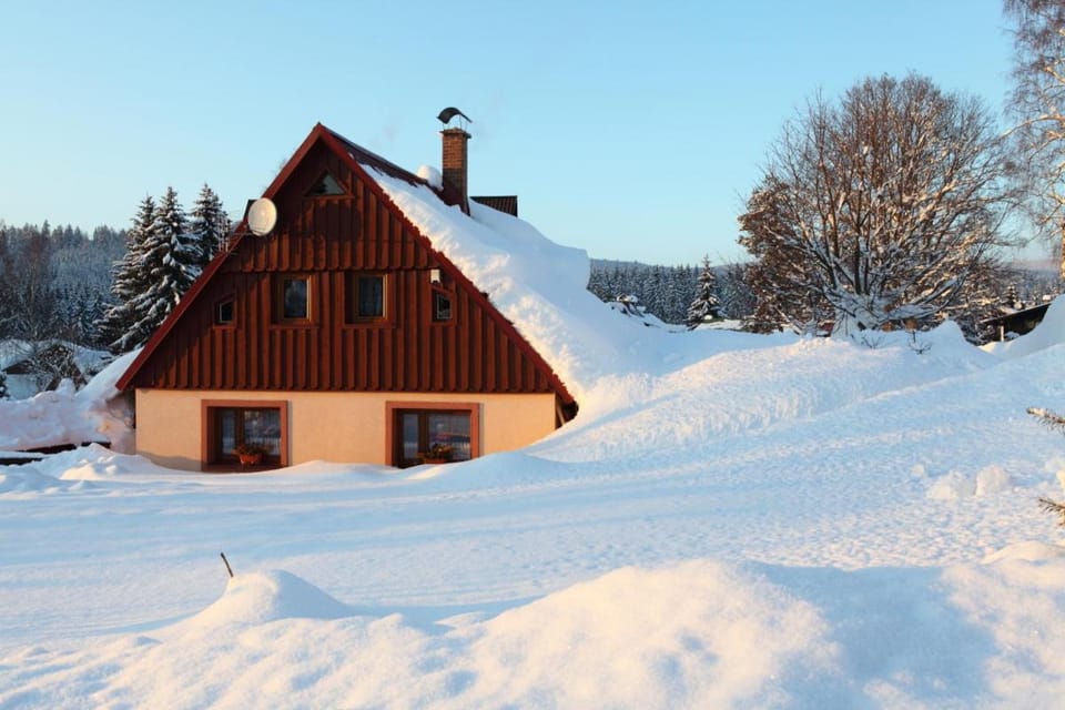 Chaloupka Harrachov Chalet in Lower Silesian Voivodeship