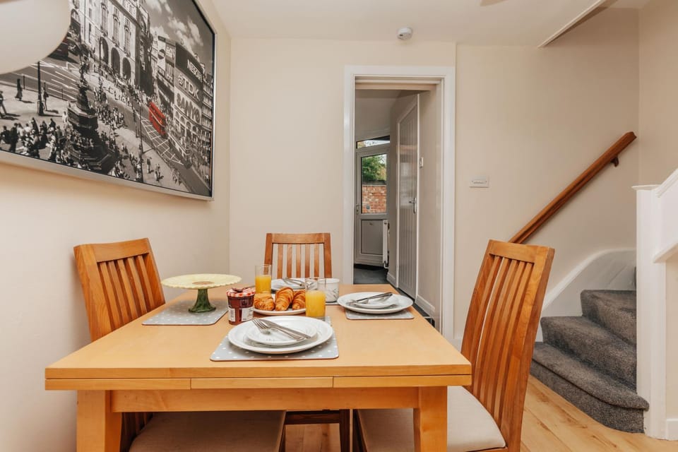 Honeysuckle terrace House in Henley-on-Thames