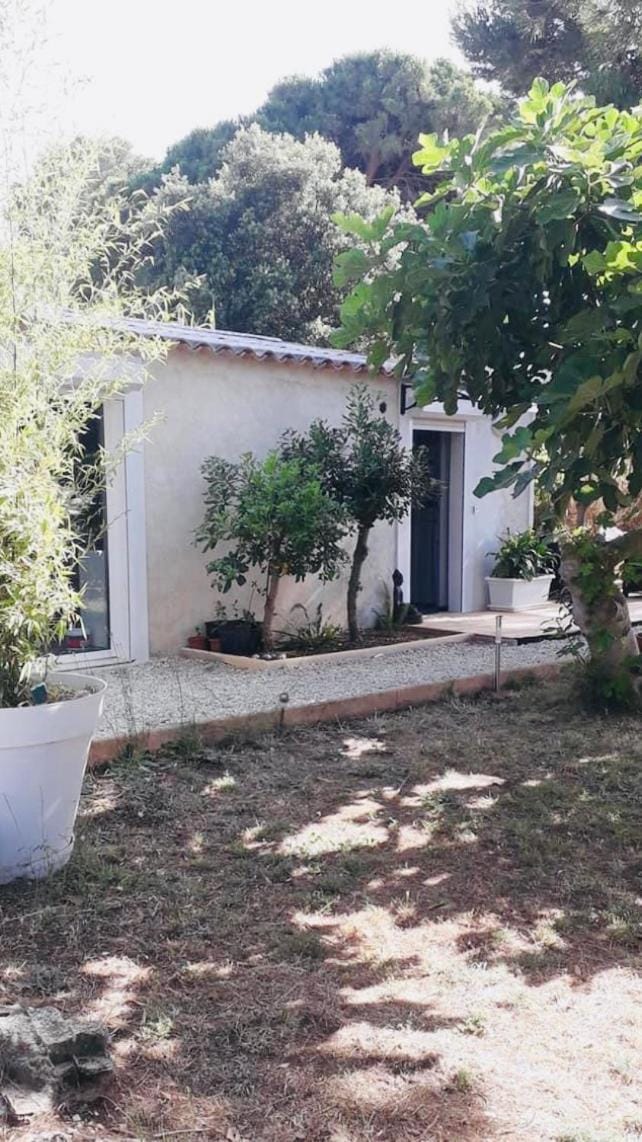 Maisonnette presqu ile de Giens House in Hyères