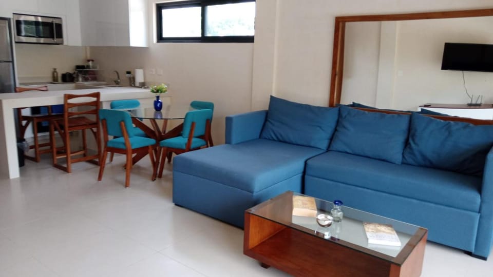 Kitchen or kitchenette, Living room, Dining area
