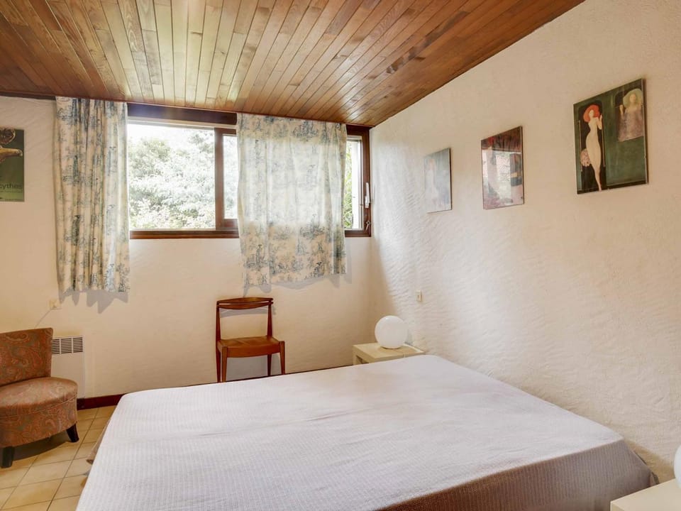 Maison atypique 7 pers, 2 terrasses, cheminée, à 1,5 km des plages et centre - FR-1-521-143 House in Biscarrosse