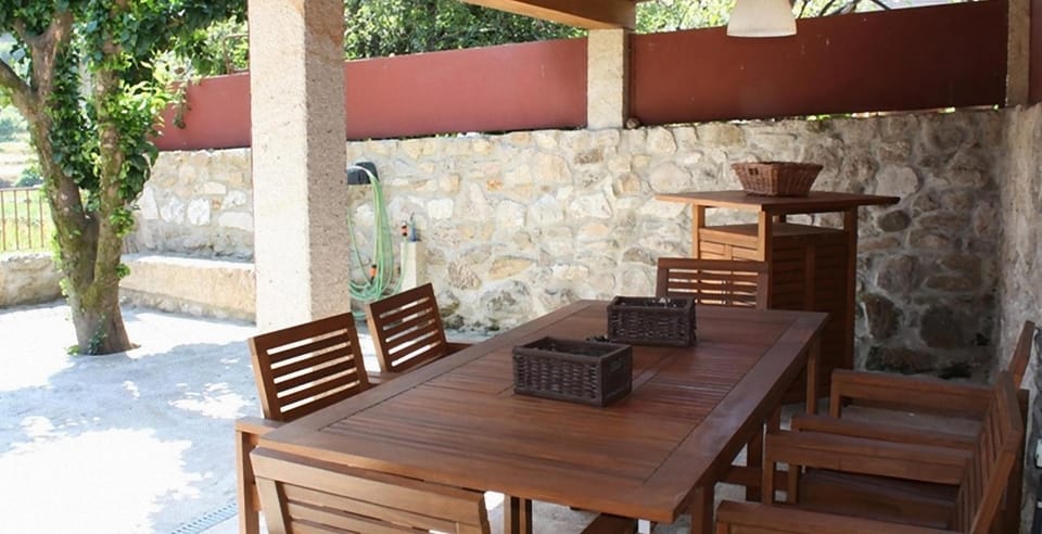 BBQ facilities, Balcony/Terrace, Landmark view, Mountain view, River view