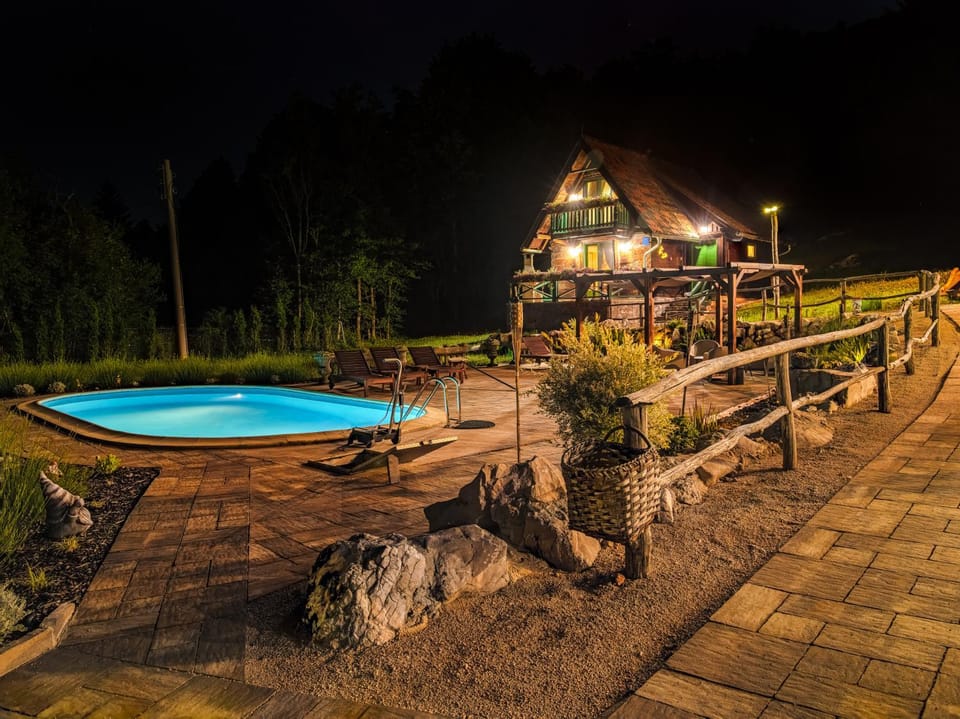 Holiday Park Plitvice Paradise Campground/ 
RV Resort in Lika-Senj County