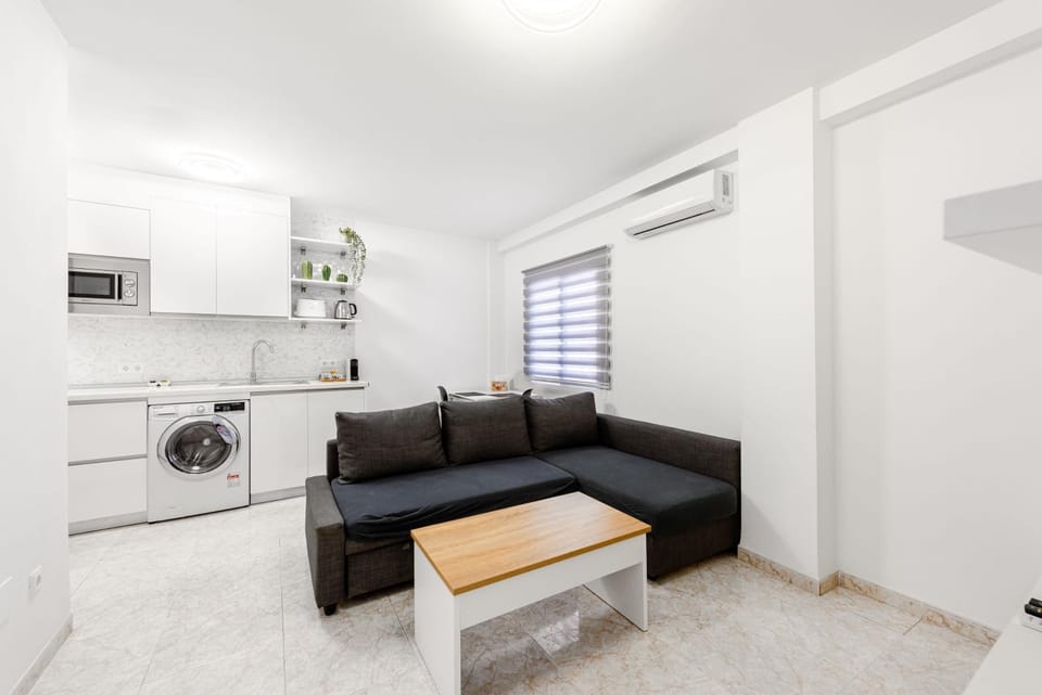 EDIFICIO CHAPARIL Apartment in Nerja