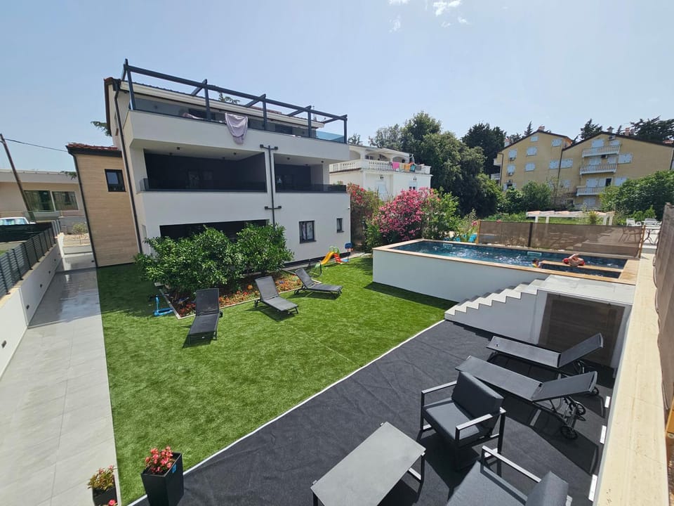 Apartmani Ante & Ivano Biograd with POOL Apartment in Biograd na Moru