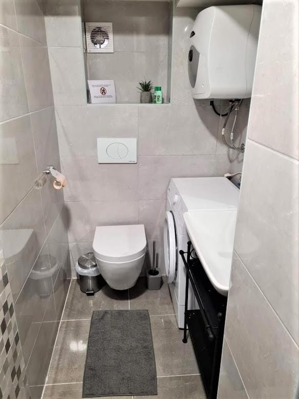 Waterfront studio overlooking The Old city Apartment in Korčula