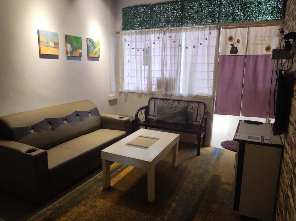 LUNAS DIY HOMESTAY Vacation rental in Penang