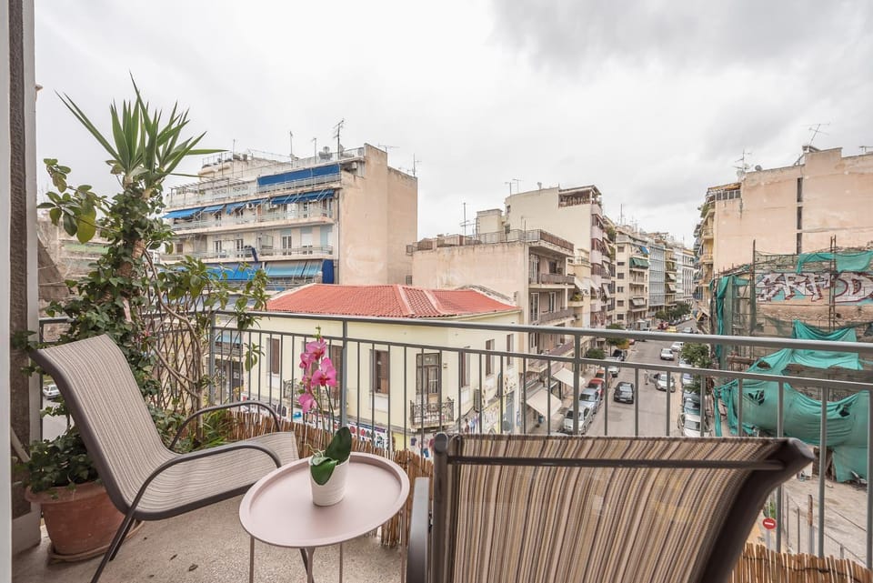 Paris & Helen Apartment in Athens