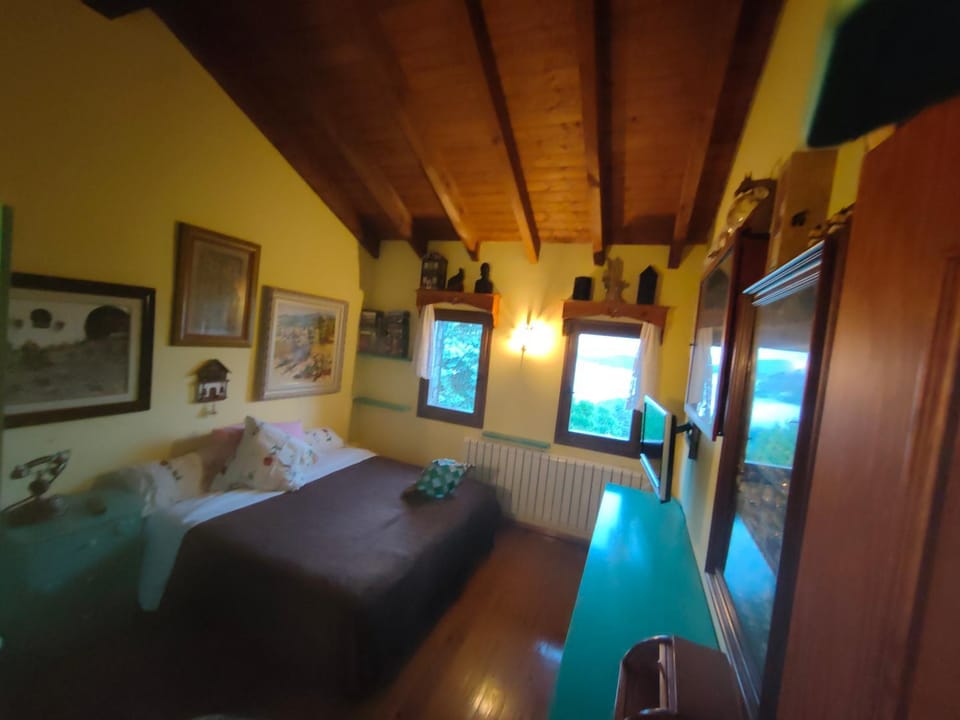 Casa Rous Vacation rental in Ripollès