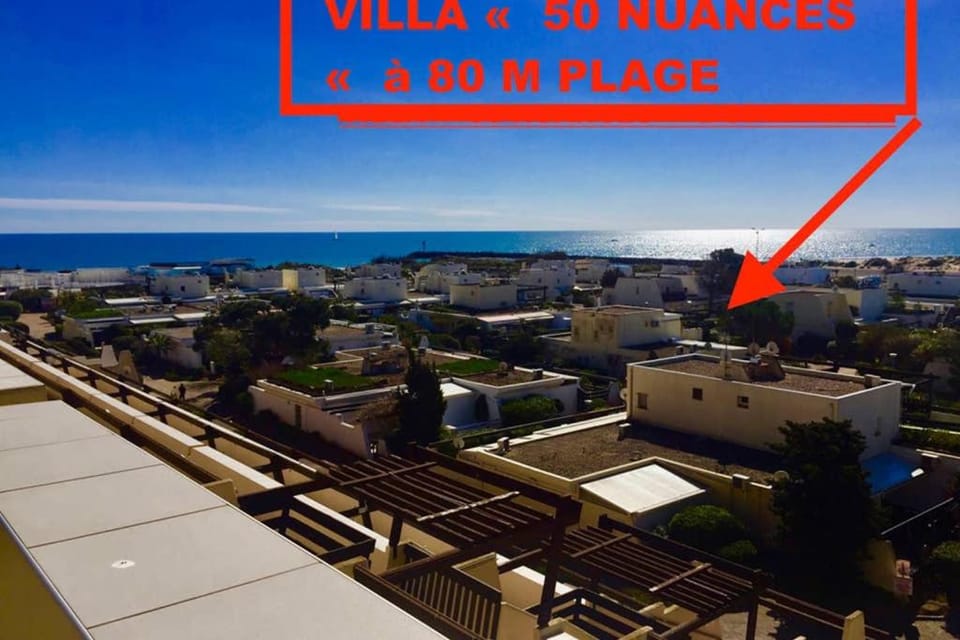 VILLA LUXE - 50 NUANCES - VILLAGE NATURISTE CAP D AGDE- 80 M PLAGE Apartment in Agde