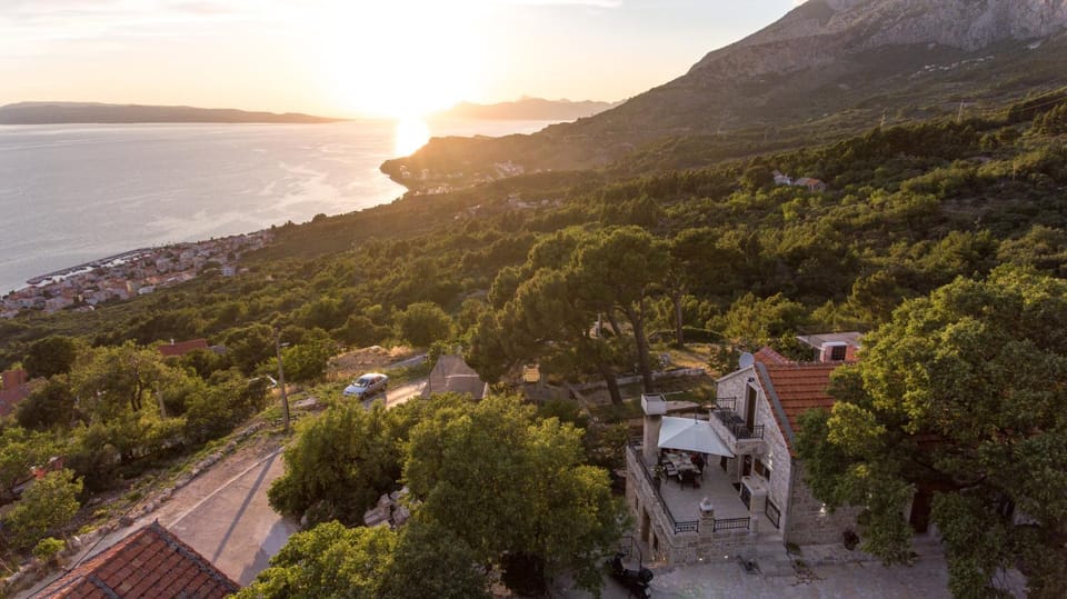 Nearby landmark, Neighbourhood, Natural landscape, Bird's eye view, Summer, Sunset