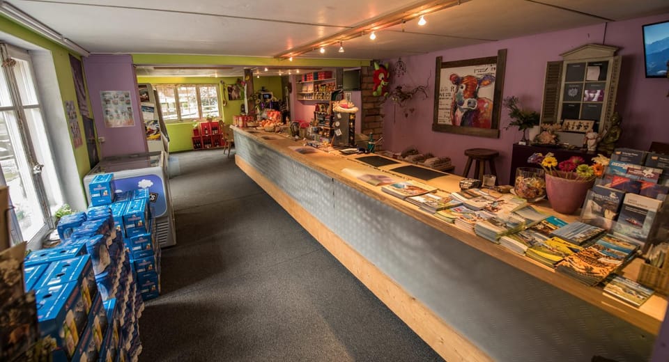 Lobby or reception, Shopping Area