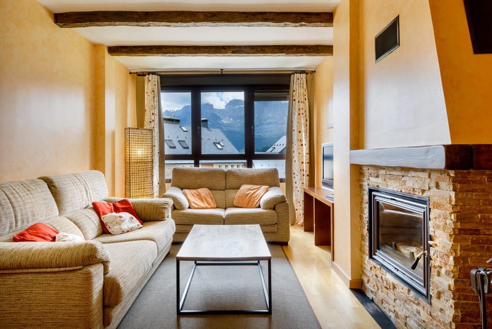 Peña Sabocos, apartamento turístico Panticosa Apartment in Aragon