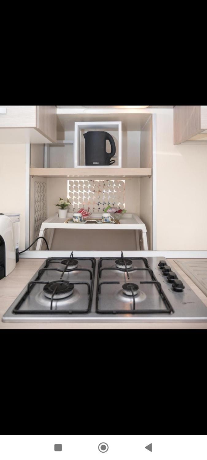 Coffee/tea facilities