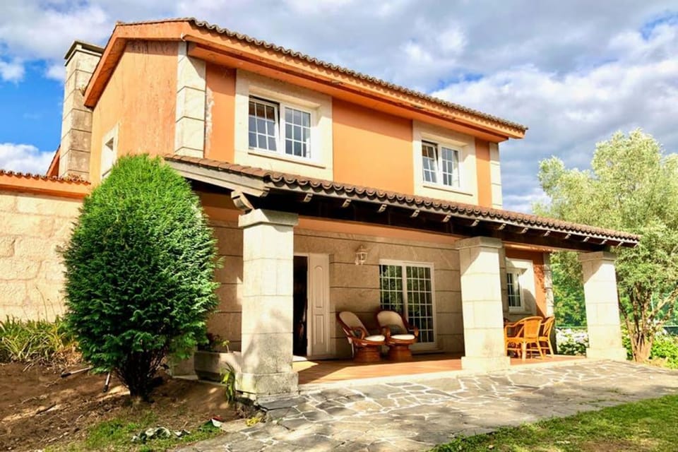 Sun du Marais House in Galicia