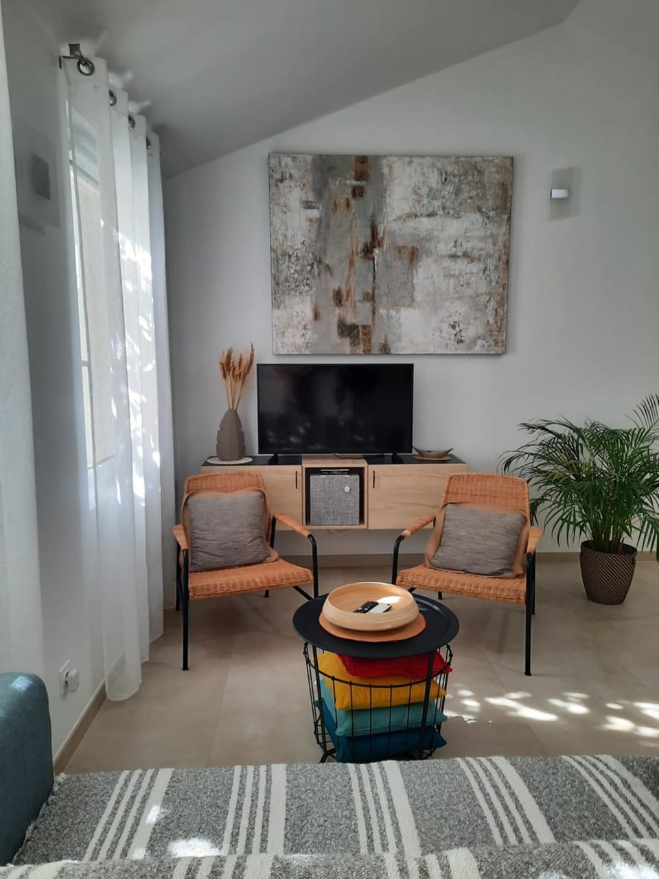 TV and multimedia, Living room