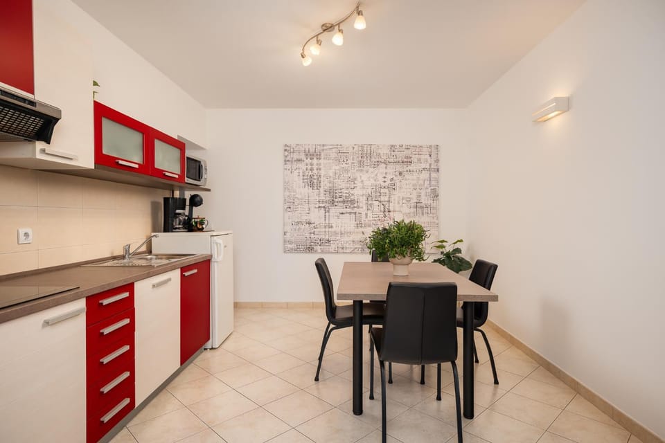 Stay in the heart of Poreč - 50m to the beach Apartment in Poreč