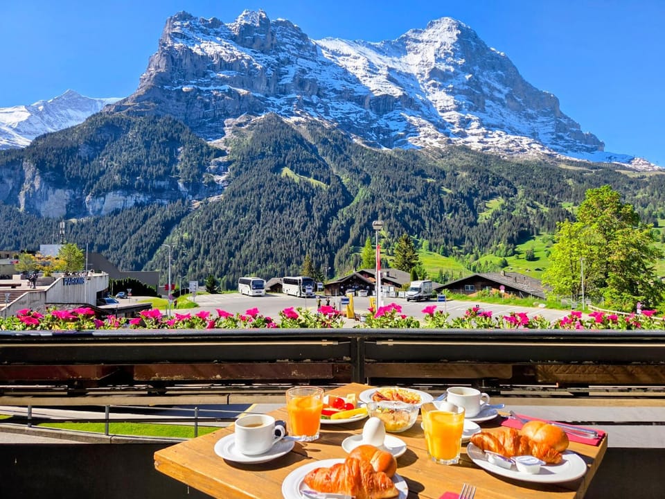 Balcony/Terrace, Mountain view, Breakfast