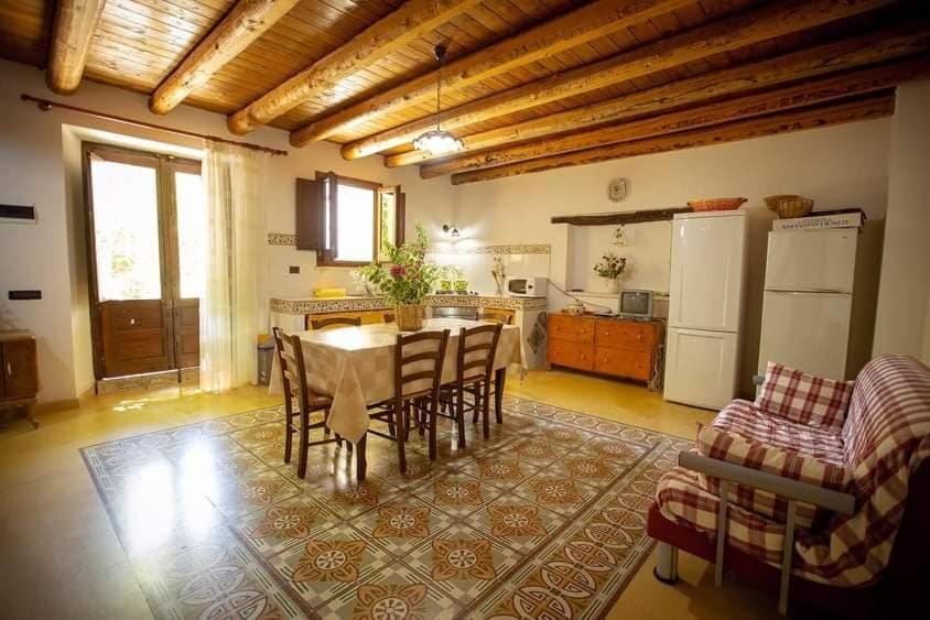 Antico baglio Villa in Sicily