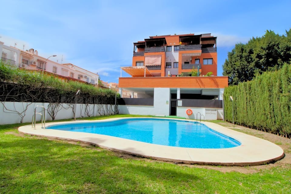 Balcony/Terrace, Pool view, Swimming pool, Swimming pool