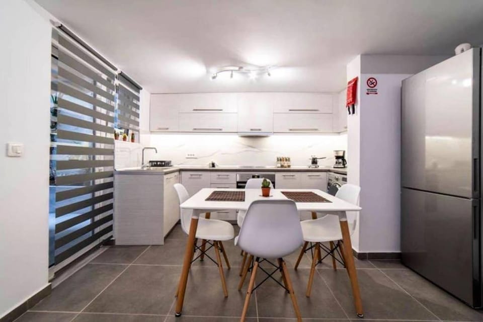 Brand New Aprt with backyard in Lycabettus Hill ! Apartment in Athens