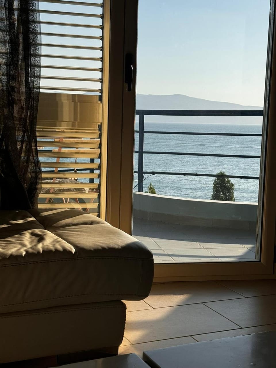 View (from property/room), Living room, Seating area