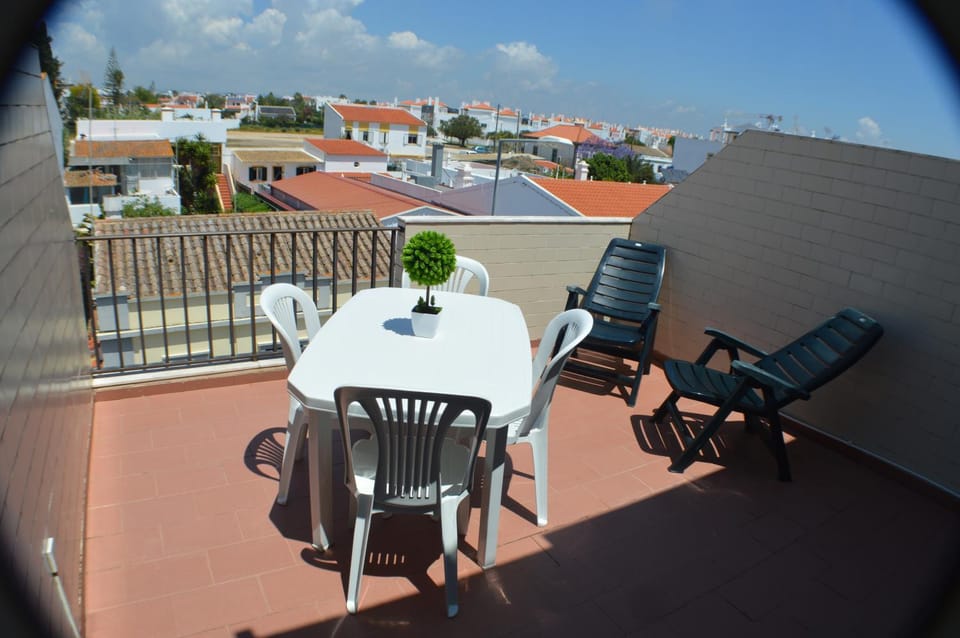 Balcony/Terrace, City view