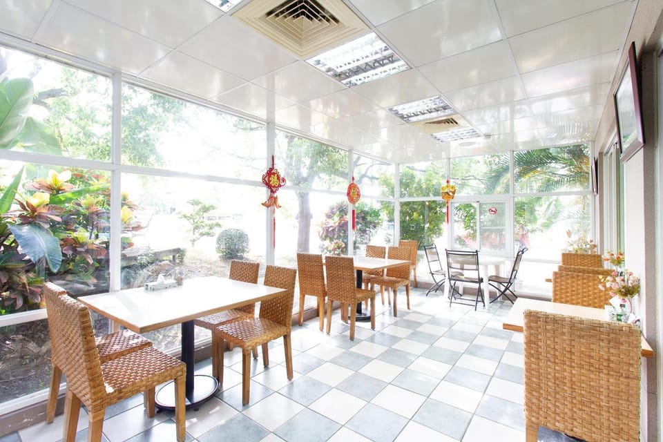 Restaurant/places to eat, Breakfast