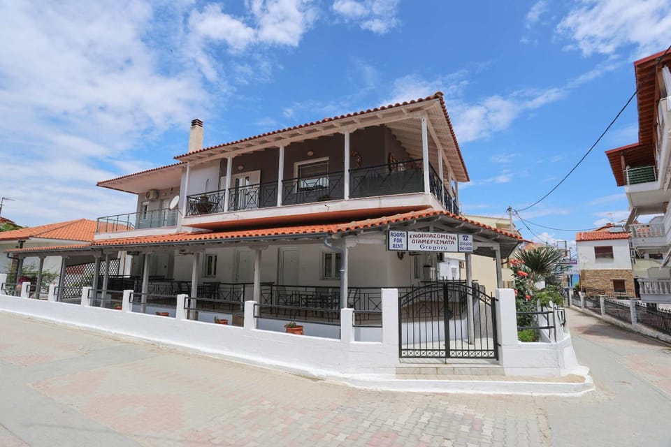 Property building, Street view