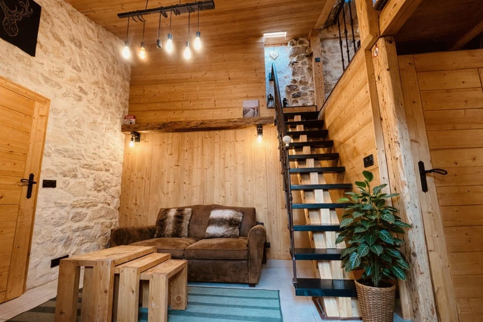 Communal lounge/ TV room, Living room, Lounge or bar, Seating area