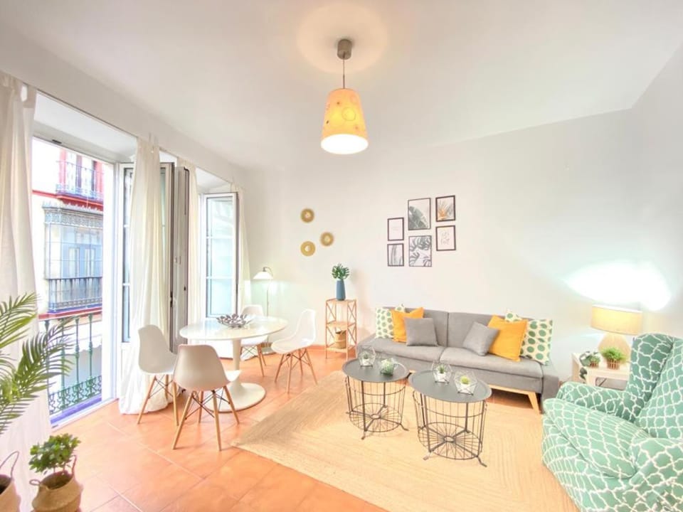 SuperB Apartment in downtown of Sevilla ,parking optional, Top !! Apartment in Seville