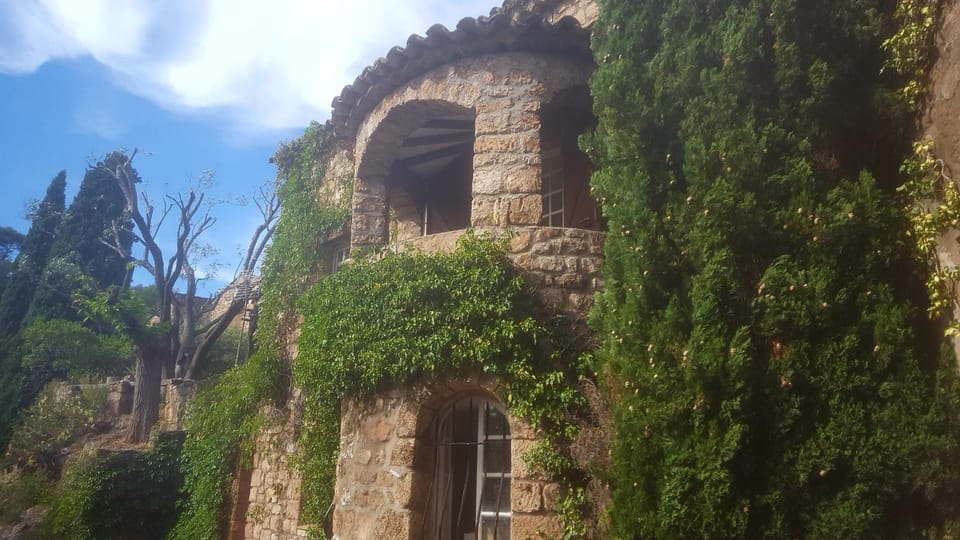 Property building, Balcony/Terrace