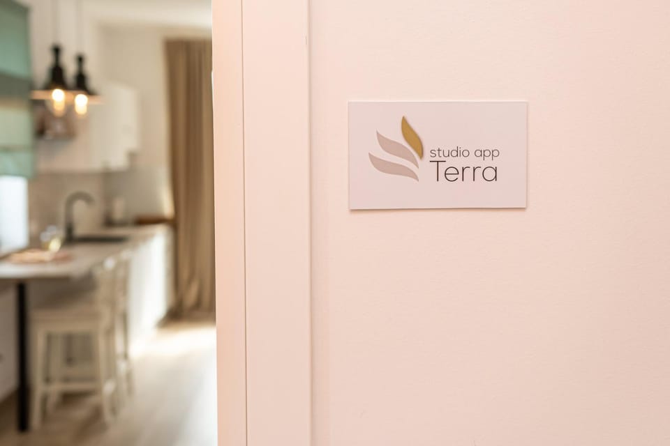 Logo/Certificate/Sign
