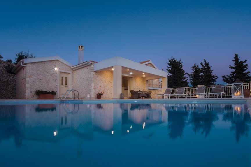 Villa Kyparissi Apartment in Peloponnese, Western Greece and the Ionian