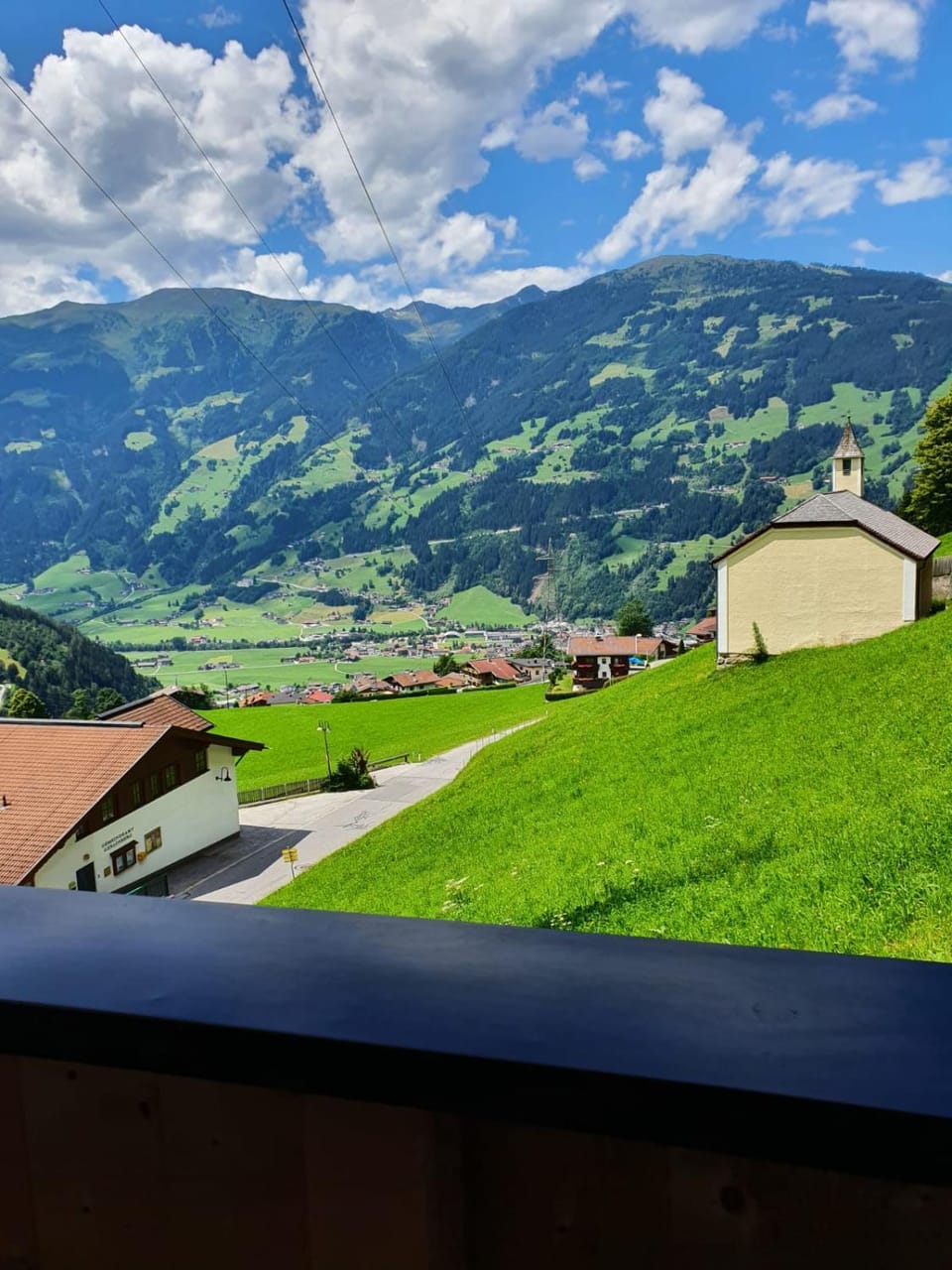 Balcony/Terrace, Mountain view