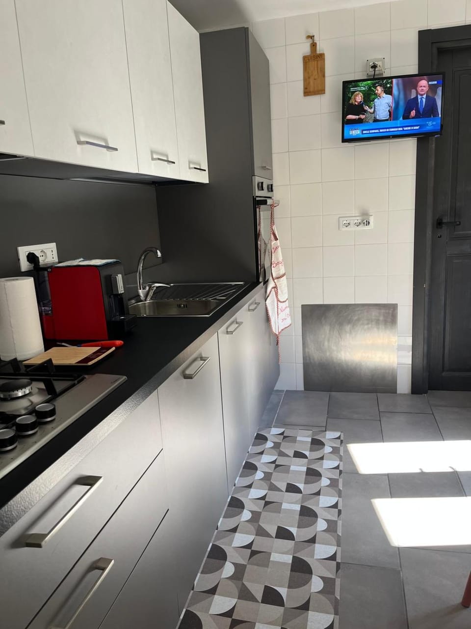 TV and multimedia, Kitchen or kitchenette, oven, pet friendly, stove